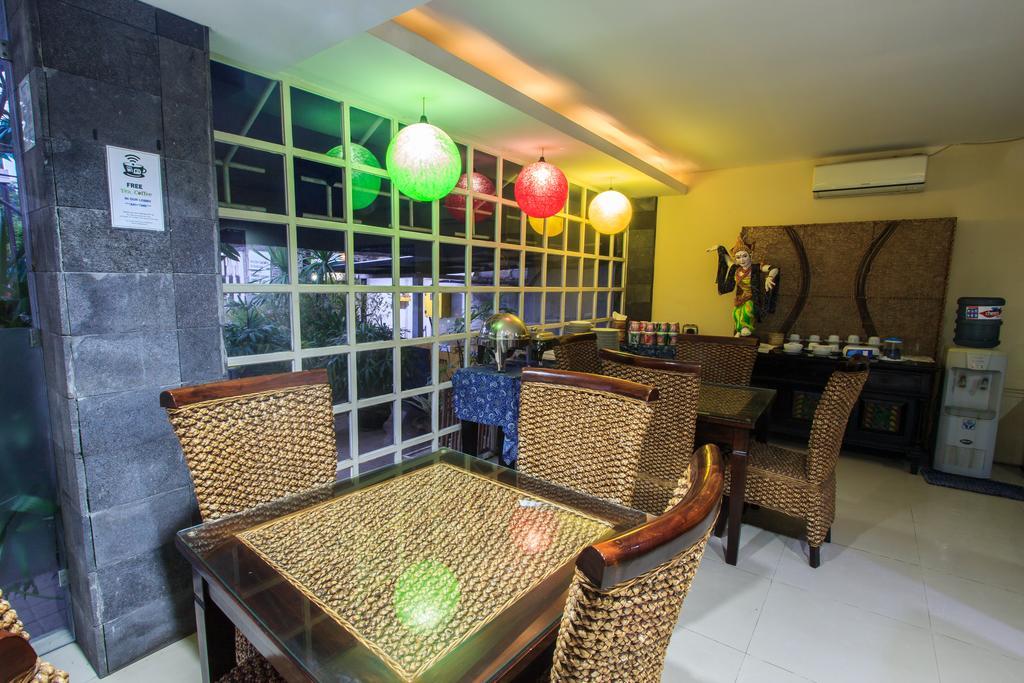 Airport Kuta And Residences 2*