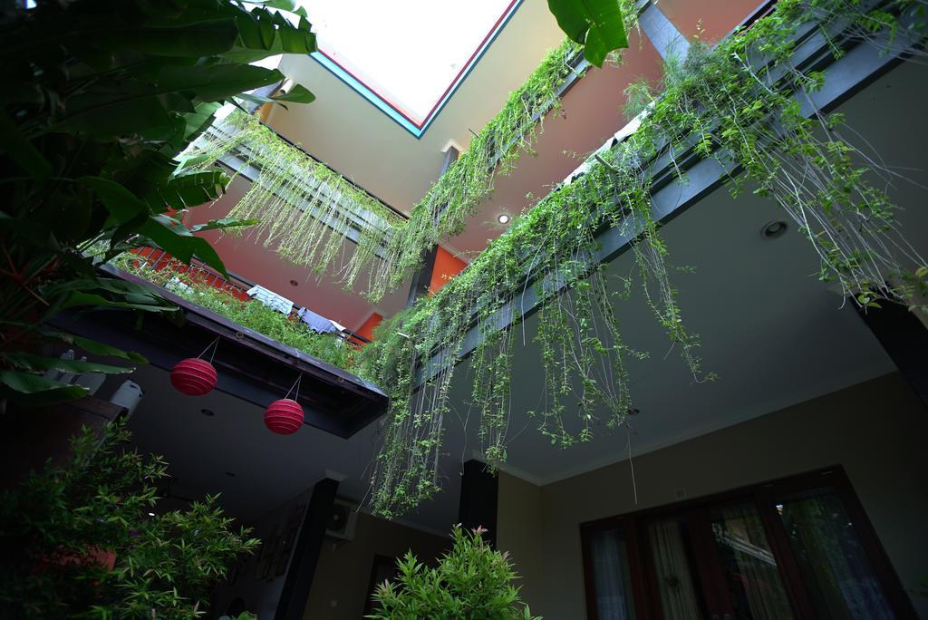 Wisma tamu Rena Segara House Kuta Kuta (Bali)