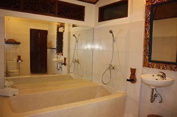 Puri Cendana Bali Hotel 3*