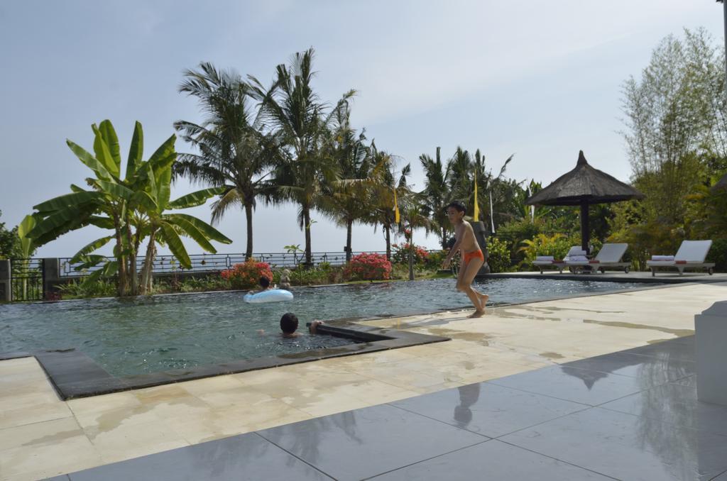 Danison Villa *