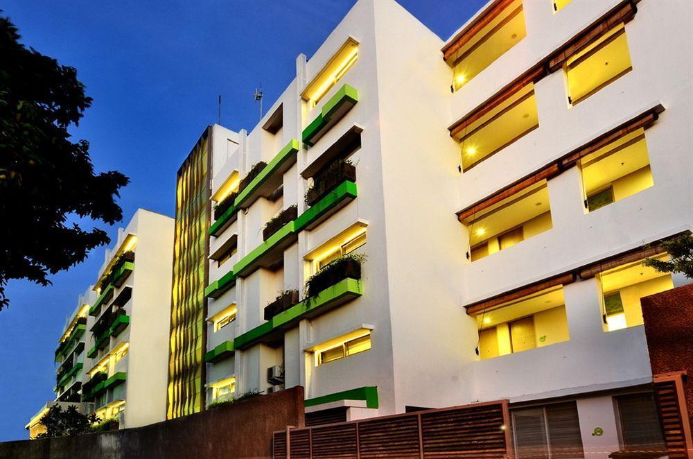 J Kuta Hotel