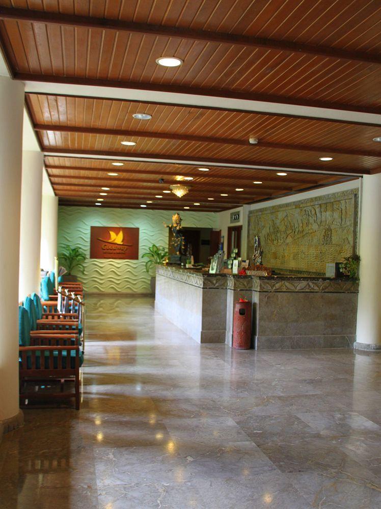Hotel Plagoo 4*