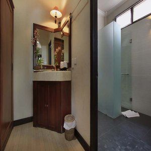 Hotel The Taman Ayu 3*
