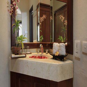 Hotel The Taman Ayu 3*