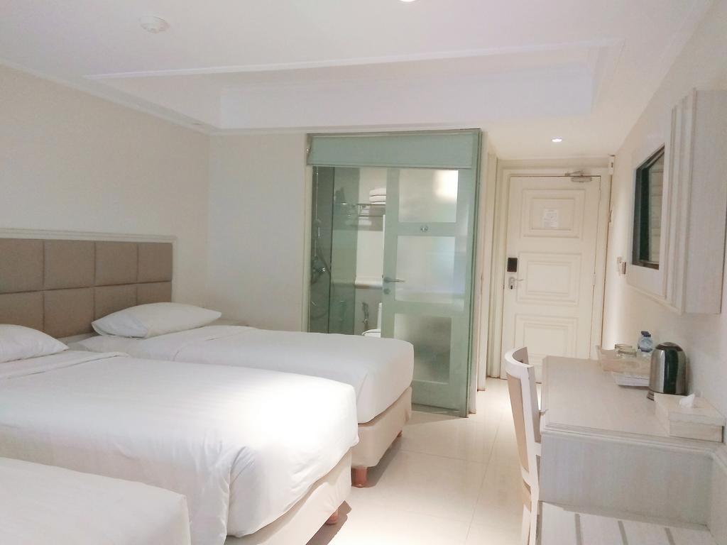 Alron Kuta 4*