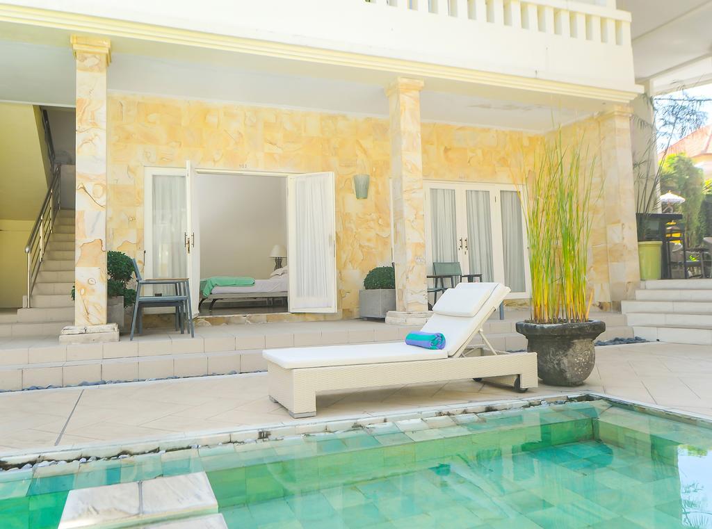 Hotel Bali Court & Legian (Bali)