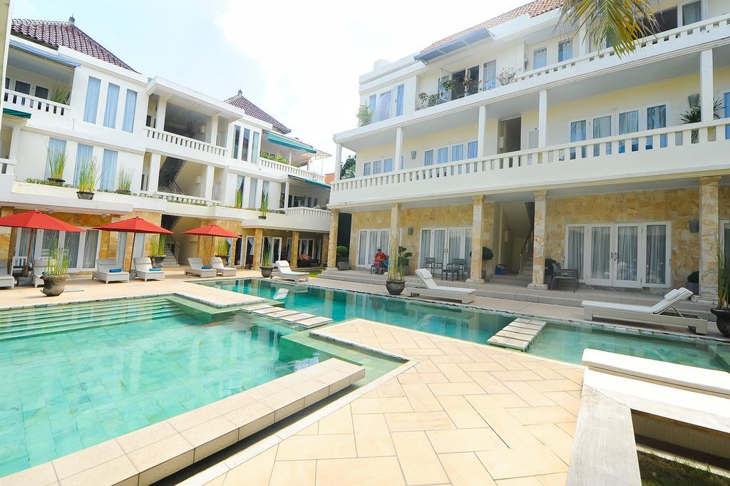 Hotel Bali Court & Legian (Bali)