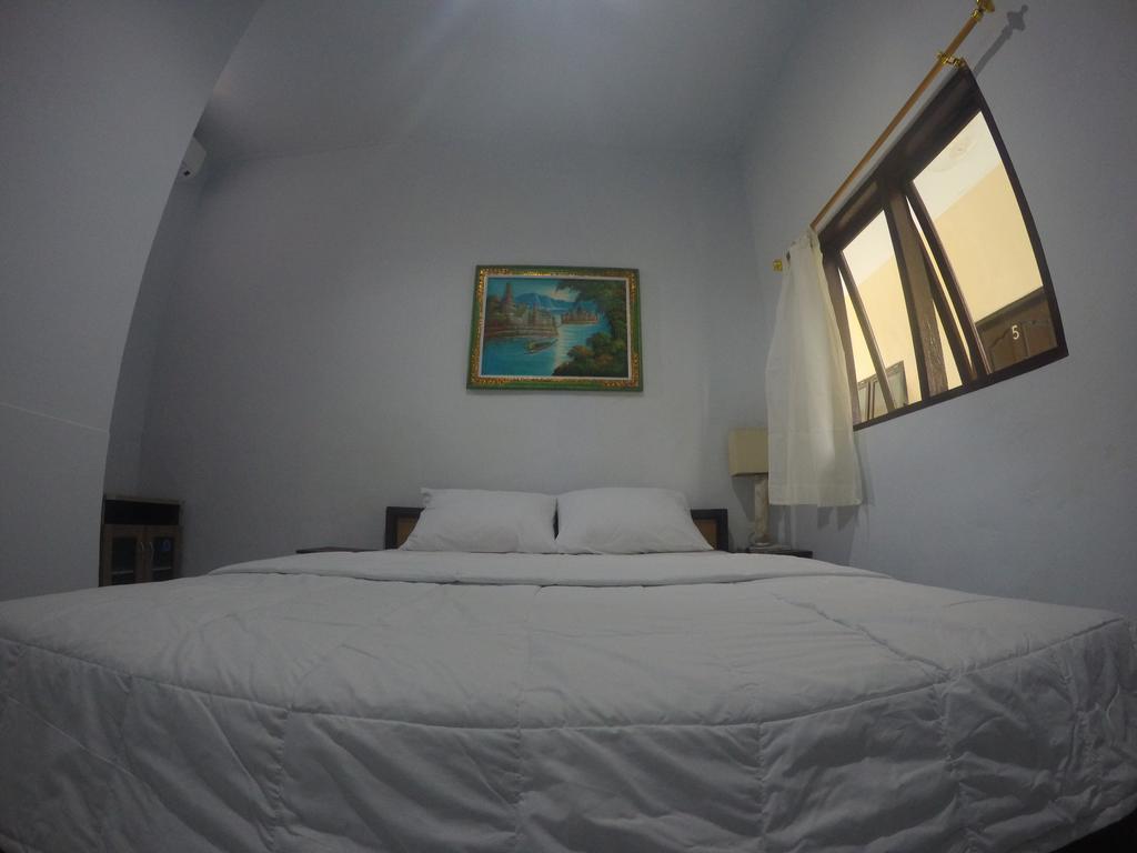 Pluto House * Canggu (Bali)