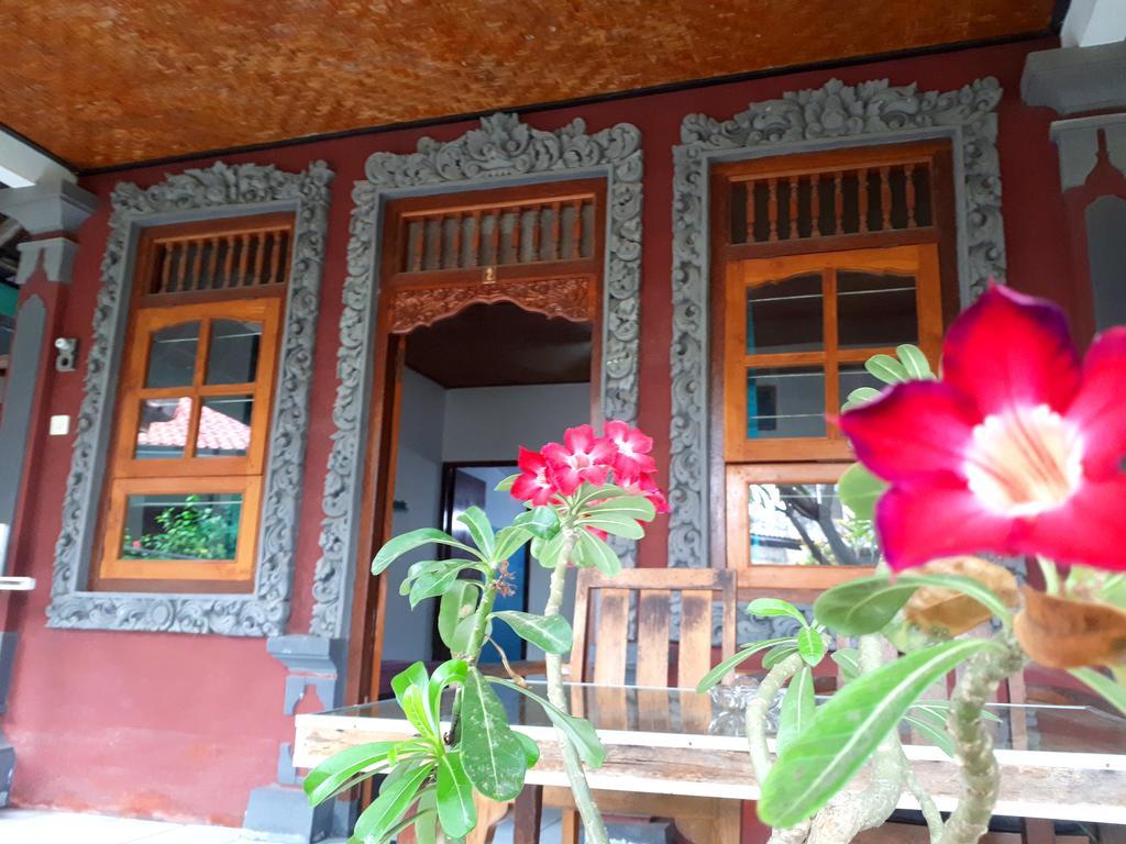 Gede * Lovina (Bali)