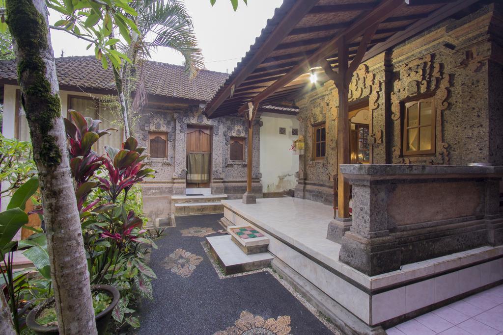 Guest house Yuliati House