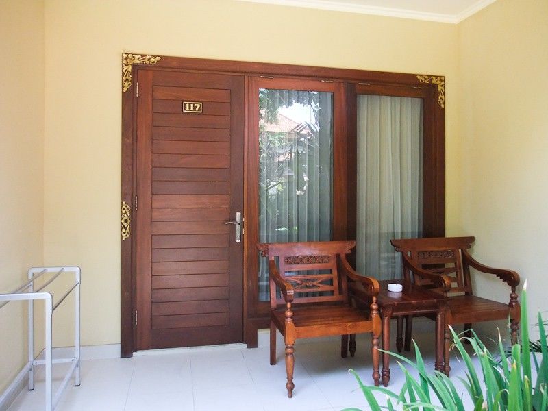 Hotel Adhi Jaya