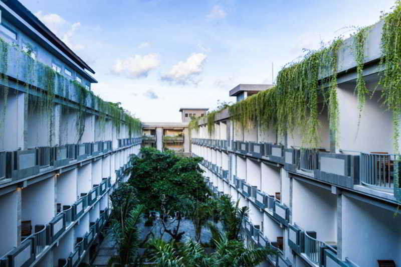 Champlung Mas Hotel