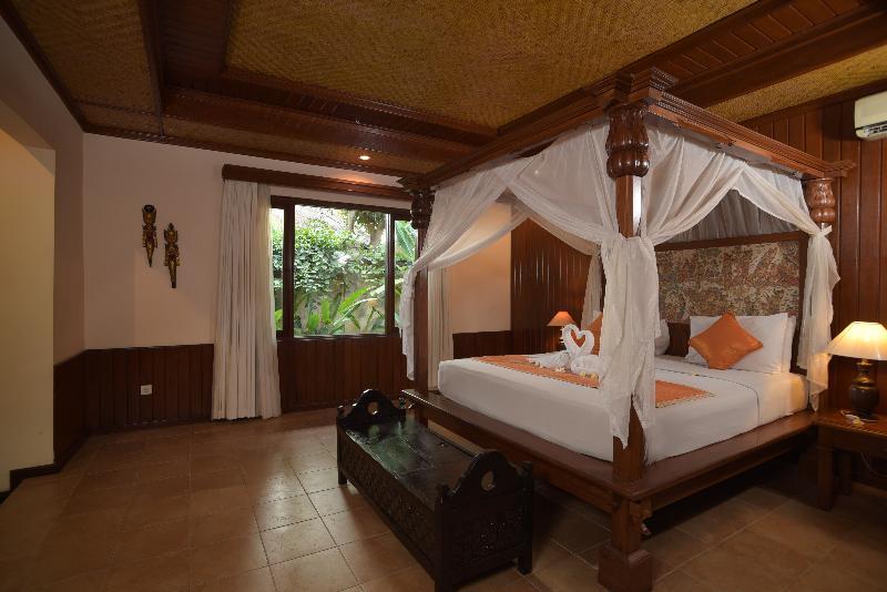 Resort Sri Phala & 4*