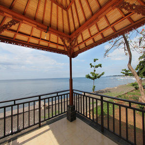 Gino Feruci By Kagum Lovina (Bali)