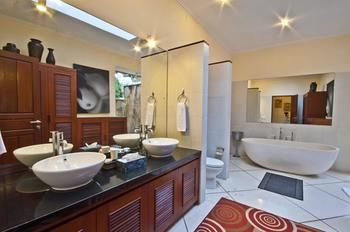 Hotel Bugis 4*
