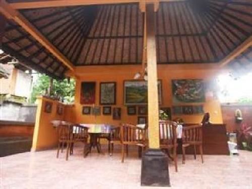 Guest house Yuliati House