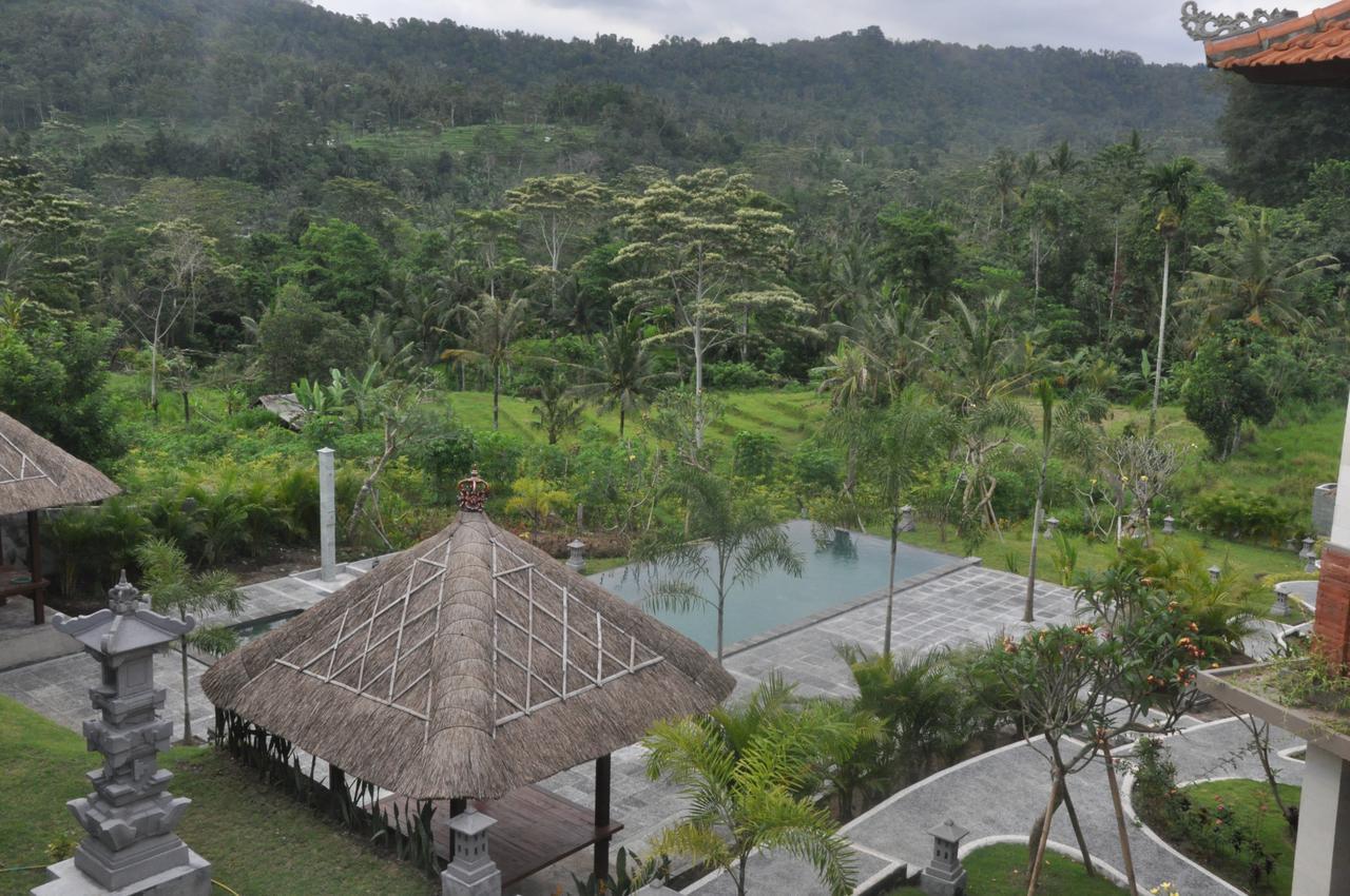 Alamdhari And Sidemen (Bali)