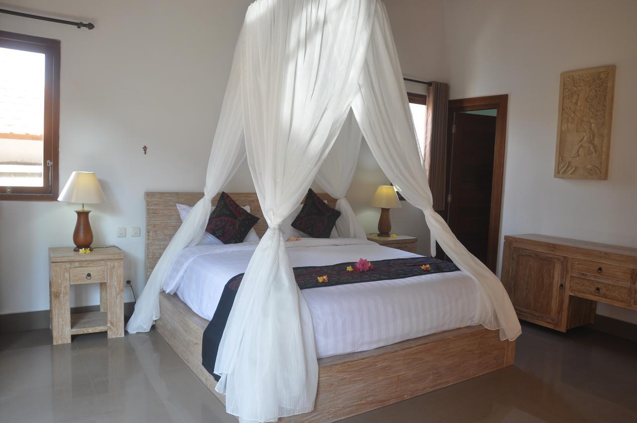 Alamdhari And Guest house *
