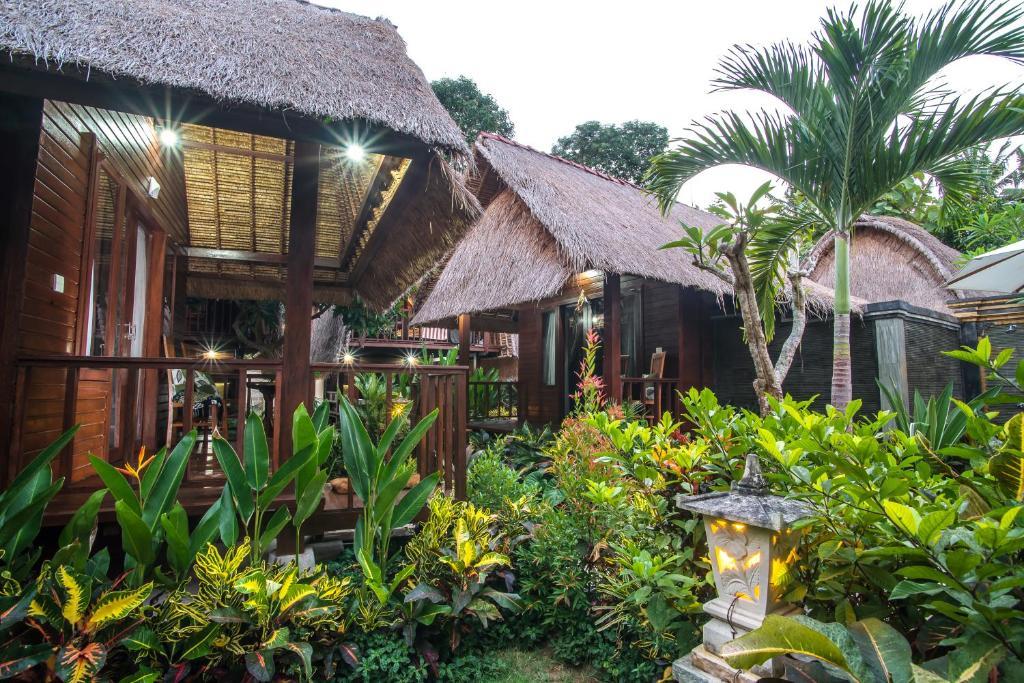 Holiday park The Nichos And 3*
