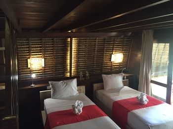 Kelapa Hotel 3*