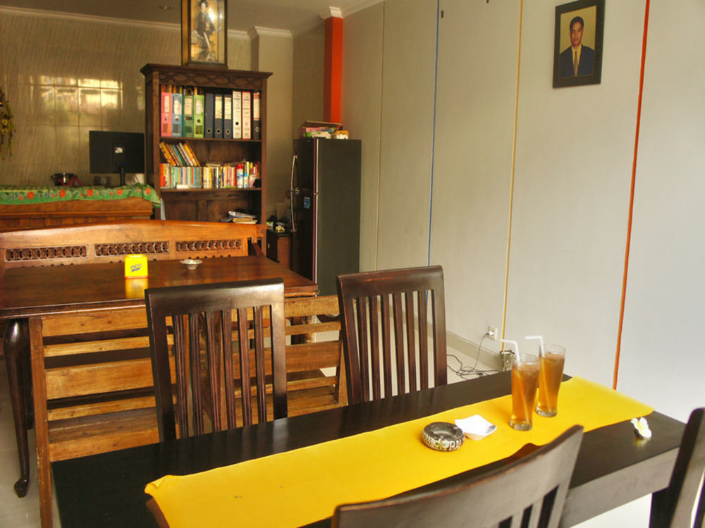 Hotel Rena Segara House