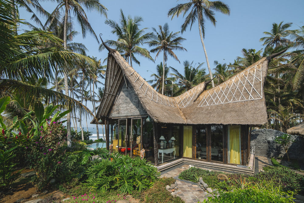 Absolute Beachfront Romantic Laut * Krambitan