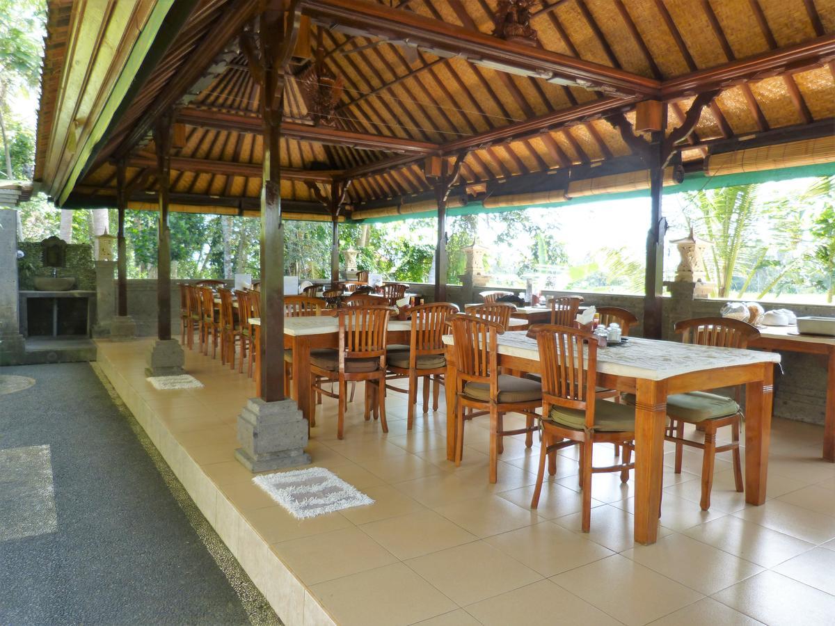 Agung Khalia