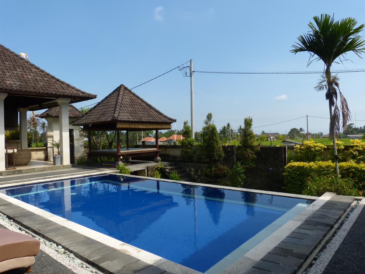 Agung Khalia 4*