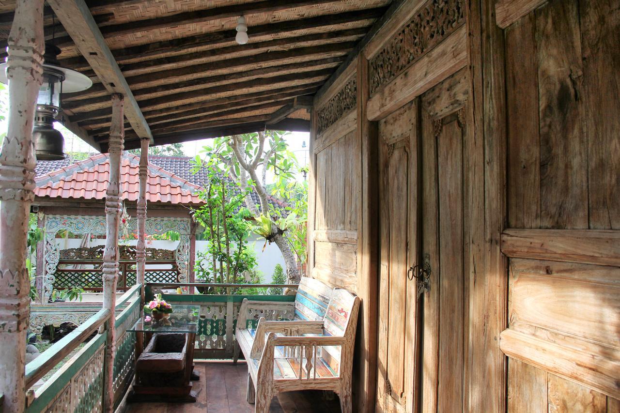 Wisma tamu Ryanbagus 2*