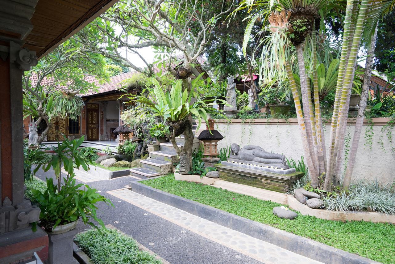 Nuaja Balinese Guest house