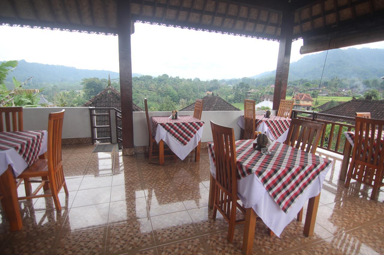 Giri Carik Guest house