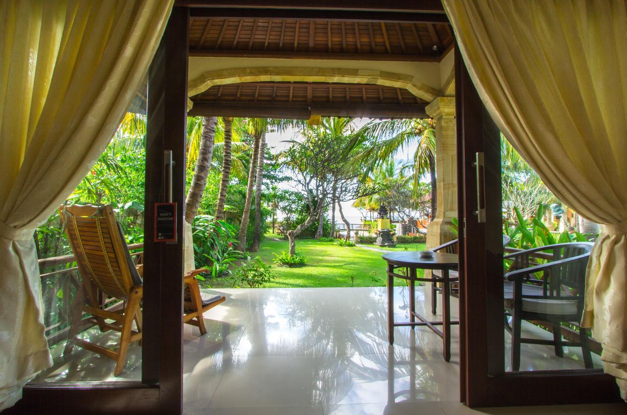 Resort Arya And Dive Center