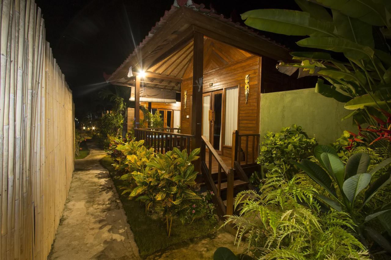 Taman liburan Amora Hut's