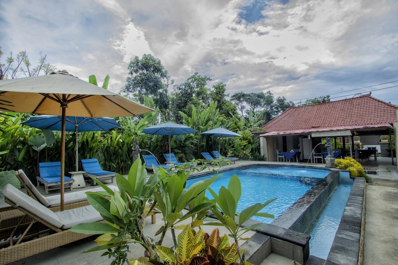 Taman liburan Amora Hut's 3*