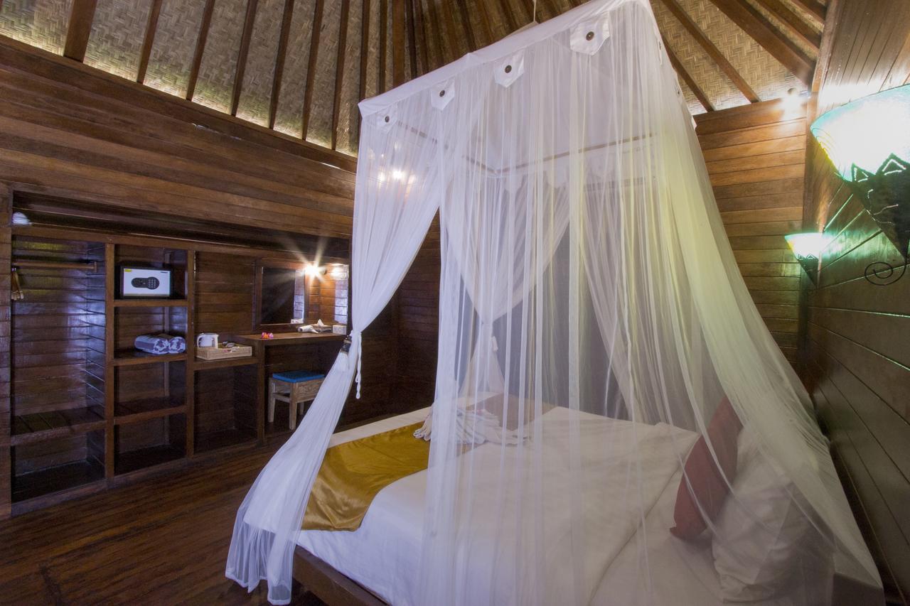 Taman liburan Amora Hut's Nusa Lembongan (Bali)