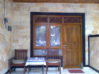 Mahendra Guest house