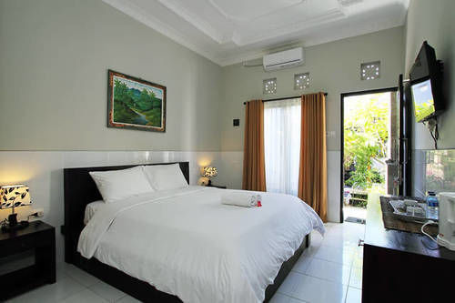 Wana Kubu * Kuta (Bali)