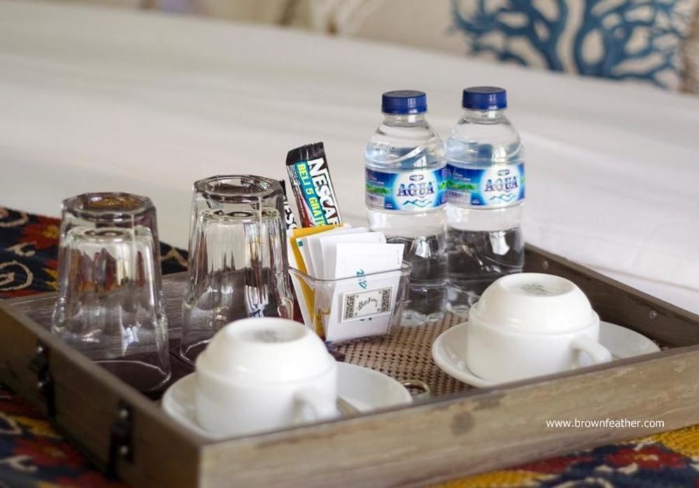 Hotel Brown Feather 3*