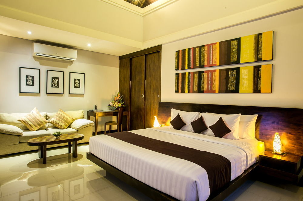The Wolas Villa *