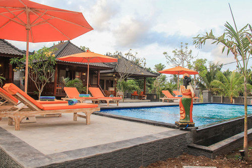 Hotel Dinatah Lembongan Villas 4*