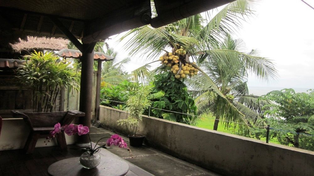 Pisces Balian Hotel