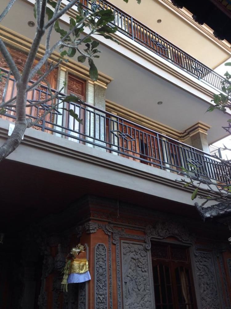Sapta House