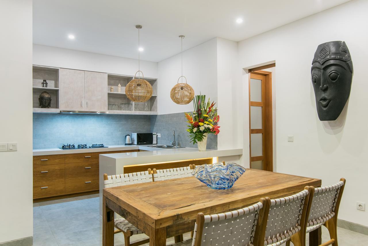 Kobe Beachside Berawa Location Villa