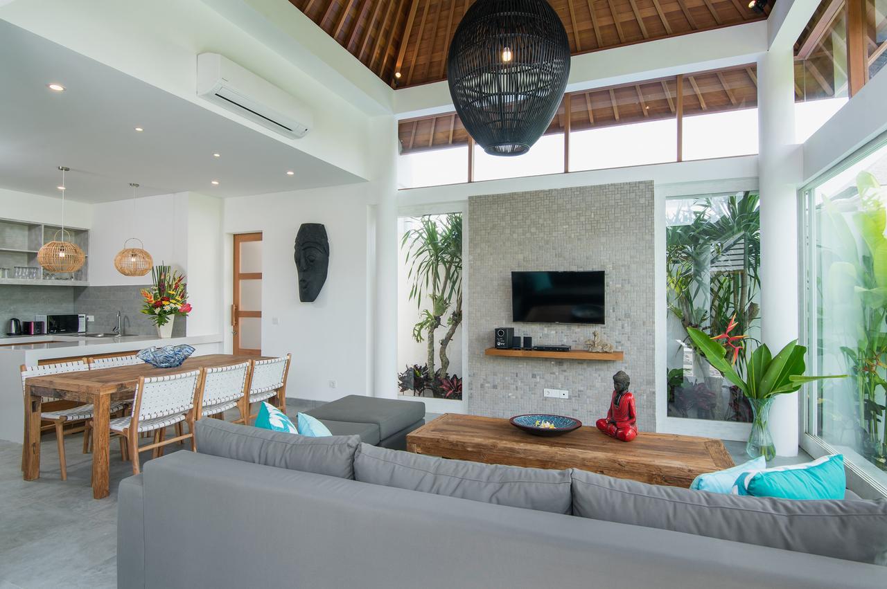 Kobe Beachside Berawa Location Villa *