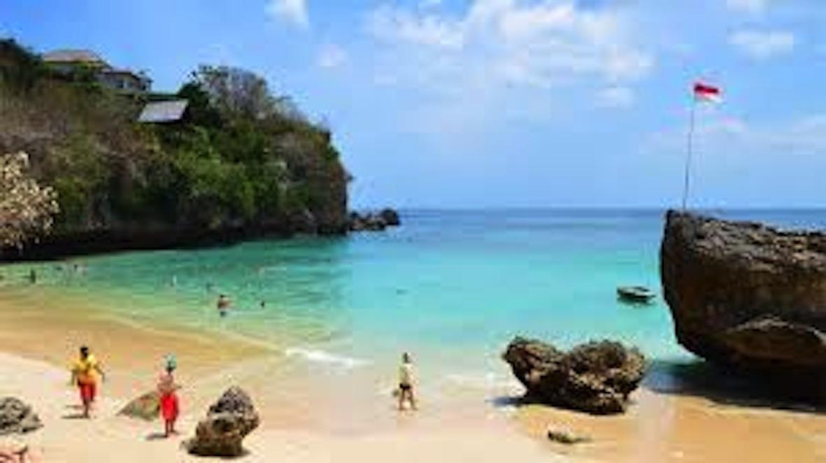 Padang Padang Breeze 2* Uluwatu (Bali)