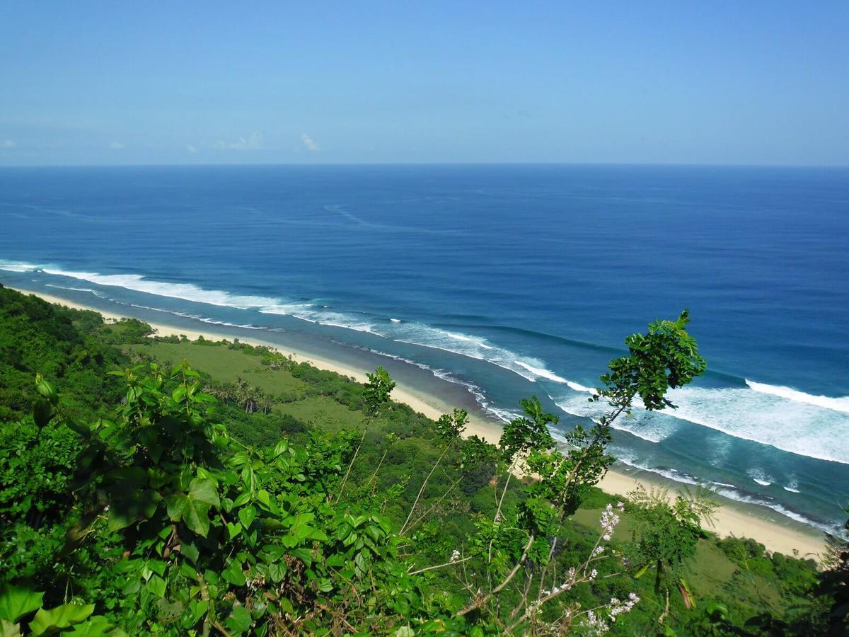 Padang Padang Breeze 2* Uluwatu (Bali)