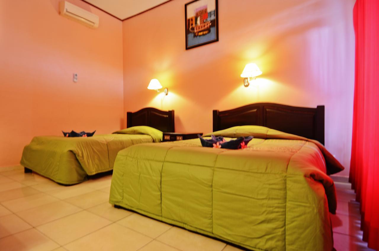 Hotel Pesona 2*
