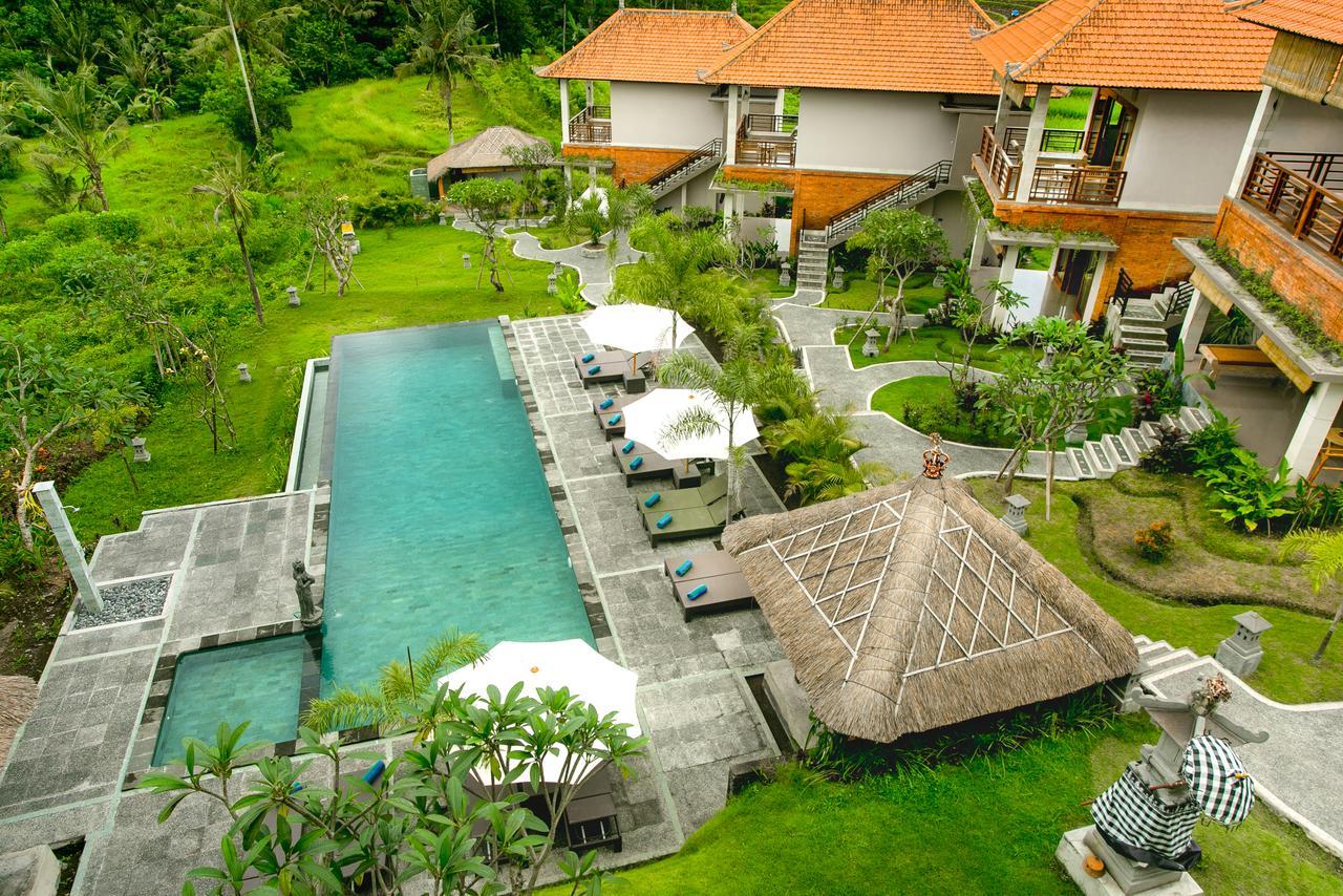Alamdhari And * Sidemen (Bali)