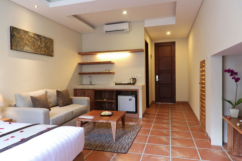 Grand Kesambi And Hotel 4*
