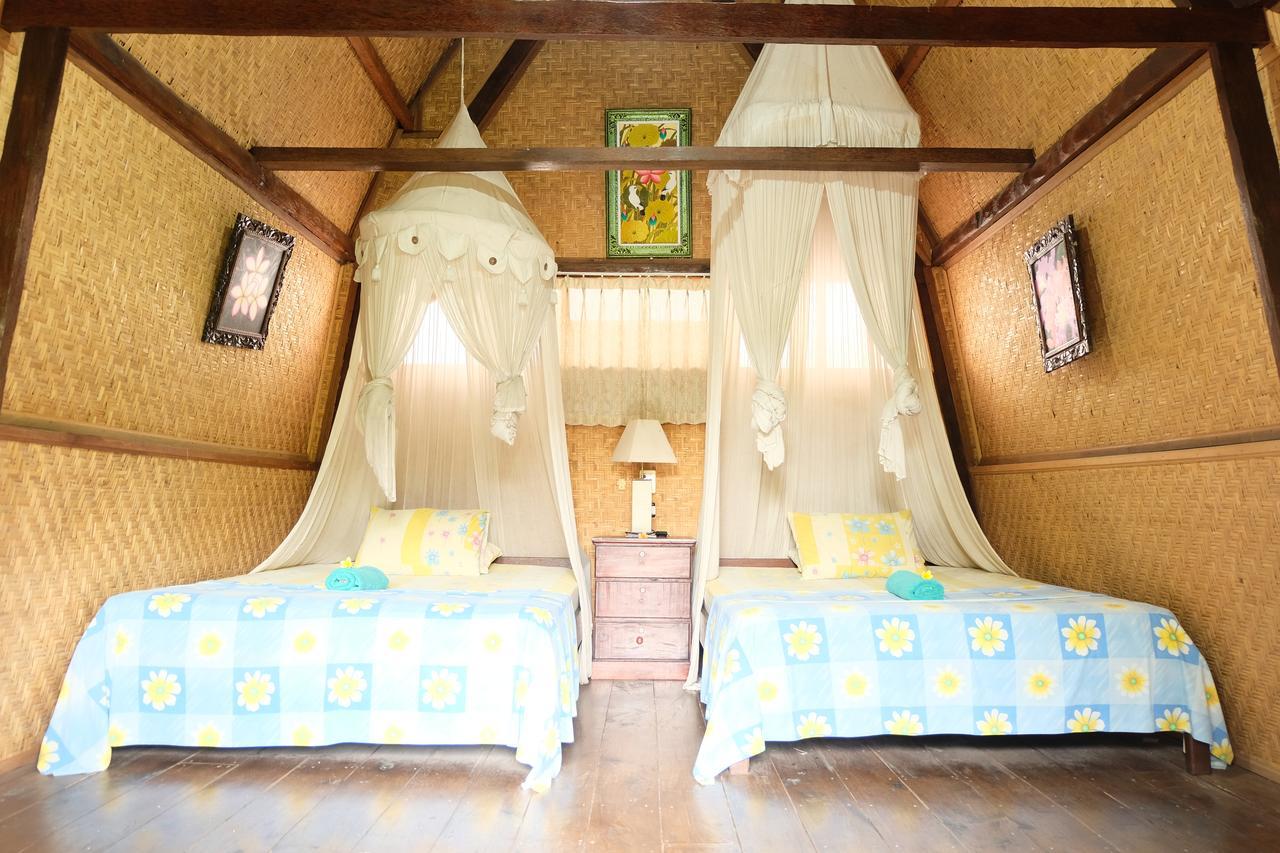 Hotel Kerti And Restaurant 2*